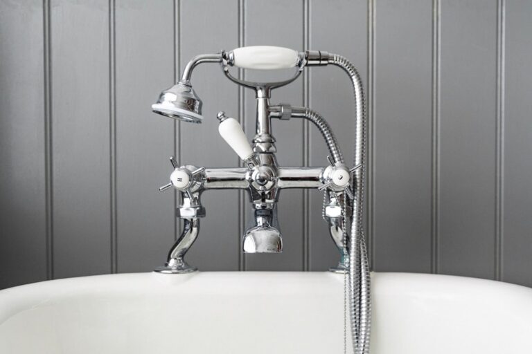 Replacing a Tub Faucet and Spout the Easy Way